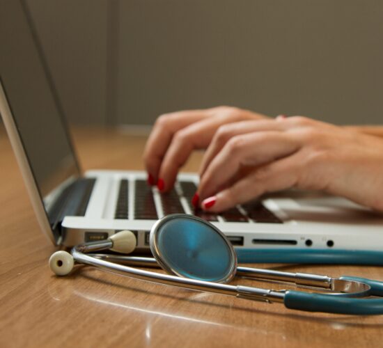 Using Tech and Telemedicine for Emergency Aid in Crisis Zones Improving Humanitarian Response Through Digital Solutions